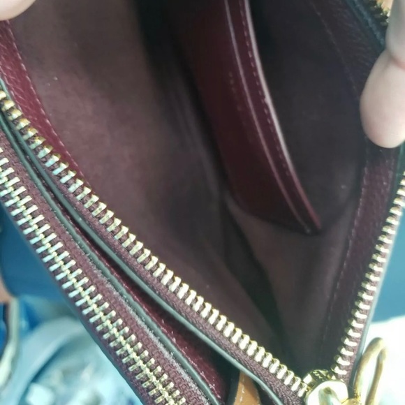 Sold - Picture 5 of 8